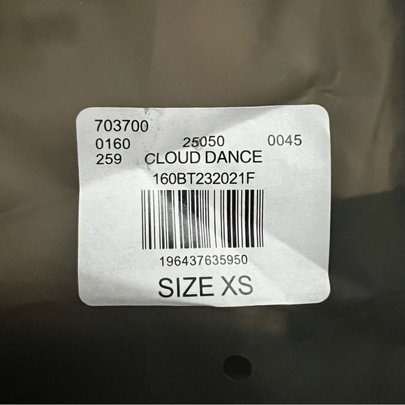 Fear of God Essentials Nylon Shorts Cloud Dancer Size XS Athleisure Streetwear - Picture 11 of 12